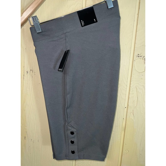 Torrid Shorts Womens 1X Biker High Rise Bermuda Gray Stretch Pull On New - Picture 5 of 9
